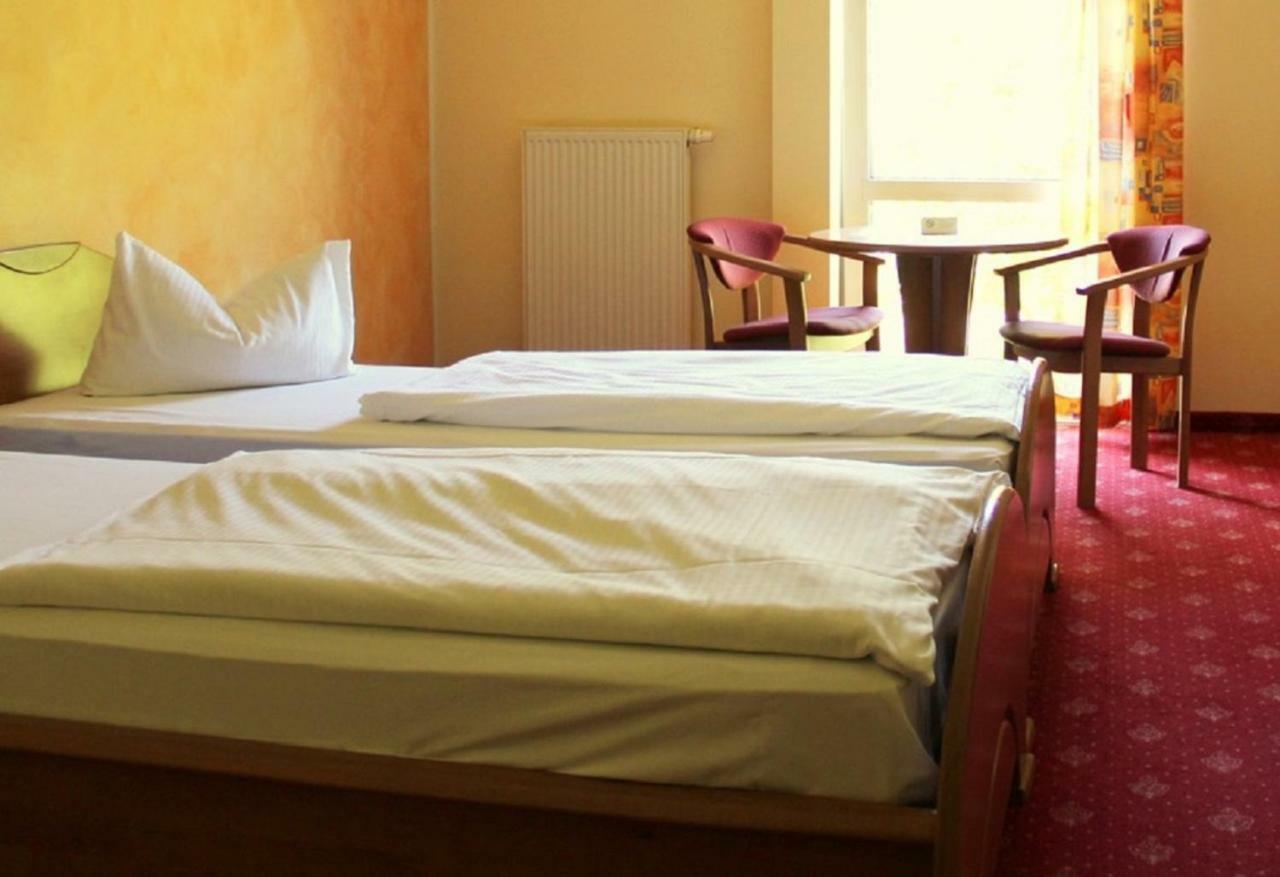 Samtens Soibelmanns Hotel Ruegen מראה חיצוני תמונה